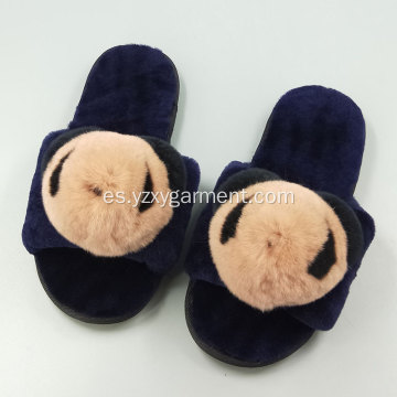 Lindas pantuflas de algodón con estampado de panda